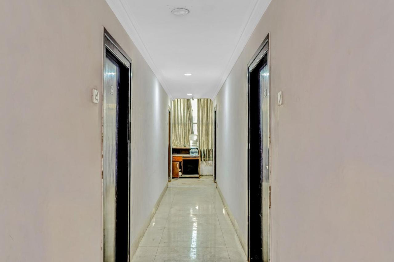 Oyo 40272 Srinivasa 3* Hyderabad